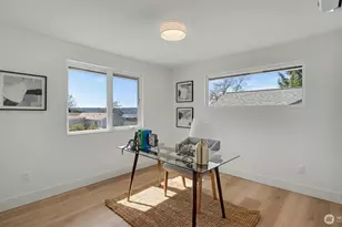 3201 S Webster St, Seattle, WA 98118 - Photo 16