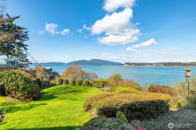 2720 Oakes Avenue, Anacortes, WA 98221 - Photo 4