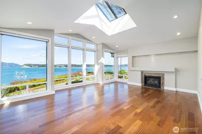 2720 Oakes Avenue, Anacortes, WA 98221 - Photo 8