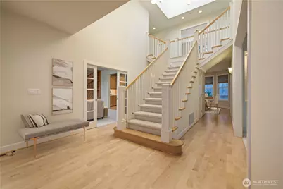 6082 167th Avenue SE, Bellevue, WA 98006 - Photo 2