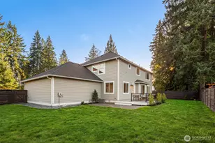 12817 219th Pl SE, Snohomish, WA 98296 - Photo 34
