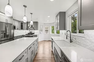 21016 68th St Ct E, Bonney Lake, WA 98391 - Photo 6