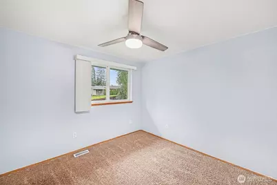 21016 68th Street Court E, Bonney Lake, WA 98391 - Photo 10