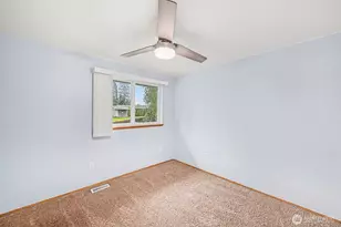 21016 68th St Ct E, Bonney Lake, WA 98391 - Photo 10