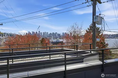 2010 Fairview Avenue E #B, Seattle, WA 98102 - Photo 4