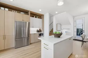 2010 Fairview Ave E, Seattle, WA 98102 - Photo 12