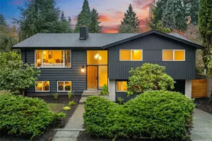 9101 30th Ave NE, Seattle, WA 98115 - Photo 2