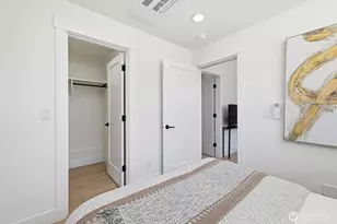 2010 Fairview Ave E, Seattle, WA 98102 - Photo 24