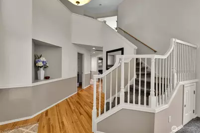 915 N Laurel Lane, Tacoma, WA 98406 - Photo 4