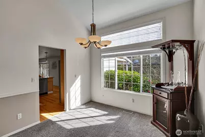 915 N Laurel Lane, Tacoma, WA 98406 - Photo 8