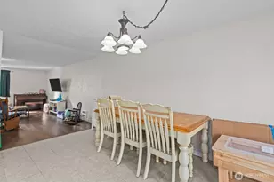 1711 4th Ave NW, Puyallup, WA 98371 - Photo 8