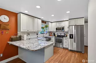 861 NW Haslo Pl, Oak Harbor, WA 98277 - Photo 18