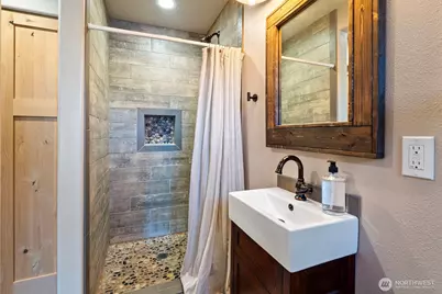 16714 Pleasant Beach Drive SE, Yelm, WA 98597 - Photo 22