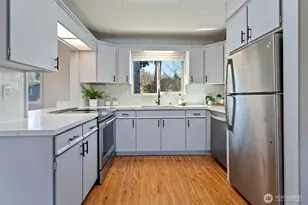 16714 Pleasant Beach Dr SE, Yelm, WA 98597 - Photo 10