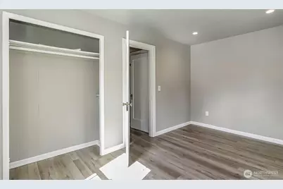 7610 4th Street SE, Lake Stevens, WA 98258 - Photo 14