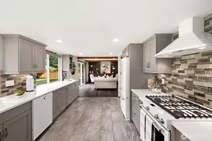 1436 Evergreen Pl, Fircrest, WA 98466 - Photo 10