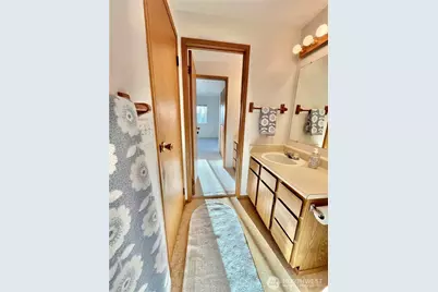 4895 76th Street SW #D703, Mukilteo, WA 98275 - Photo 8