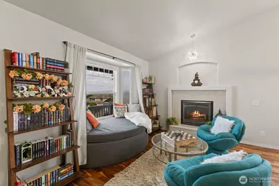 19 80th Drive NE, Lake Stevens, WA 98258 - Photo 8