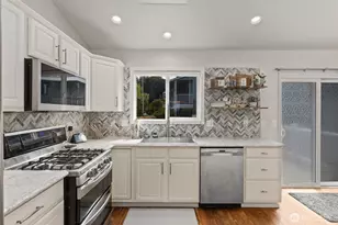 19 80th Dr NE, Lake Stevens, WA 98258 - Photo 18