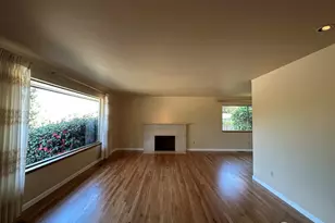 1253 NE 104th St, Seattle, WA 98125 - Photo 6