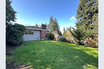 1253 NE 104th Street, Seattle, WA 98125 - Photo 4