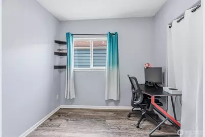 705 Cowlitz Way, Kelso, WA 98626 - Photo 16