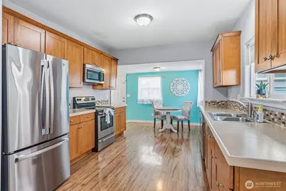 705 Cowlitz Way, Kelso, WA 98626 - Photo 10