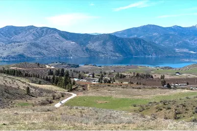 562 Chelan Ranch Road, Chelan, WA 98816 - Photo 2