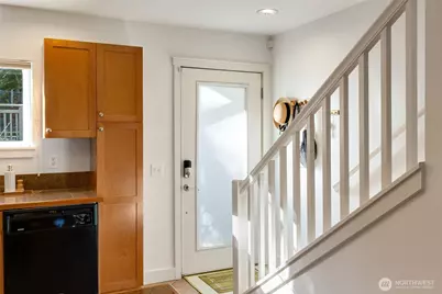 206 24th Avenue E, Seattle, WA 98112 - Photo 26