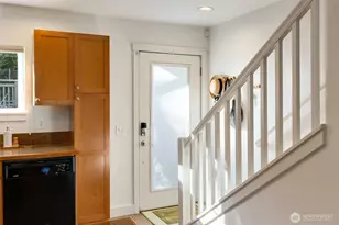 206 24th Ave E, Seattle, WA 98112 - Photo 26