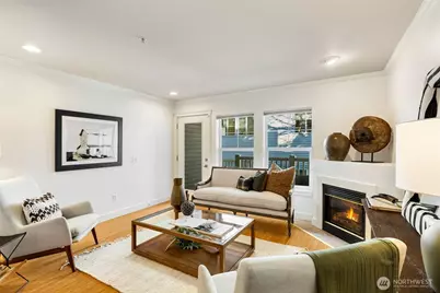 206 24th Avenue E, Seattle, WA 98112 - Photo 2