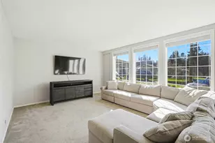 7919 194th Pl SW, Edmonds, WA 98026 - Photo 2