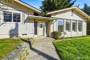 7919 194th Pl SW, Edmonds, WA 98026 - Photo 2