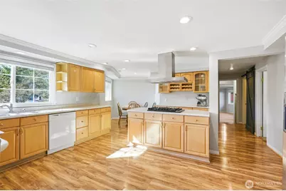 7919 194th Place SW, Edmonds, WA 98026 - Photo 4