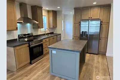 512 SW Berry Lake Road #21, Port Orchard, WA 98367 - Photo 2