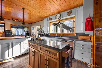 471 Barr Road, Grays River, WA 98621 - Photo 10