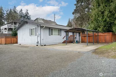 14031 33rd Place S, Tukwila, WA 98168 - Photo 2