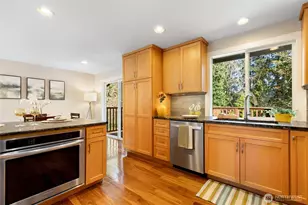 601 220th St SW, Bothell, WA 98021 - Photo 10