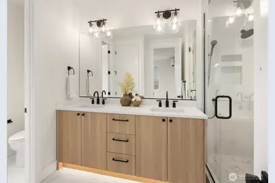 11812 NE 103rd Place, Kirkland, WA 98033 - Photo 16