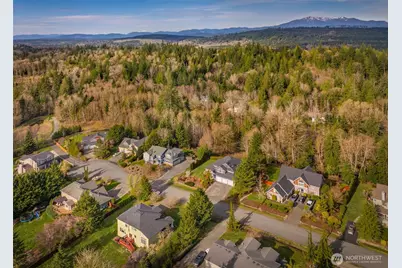 8115 209th Avenue SE, Snohomish, WA 98290 - Photo 2