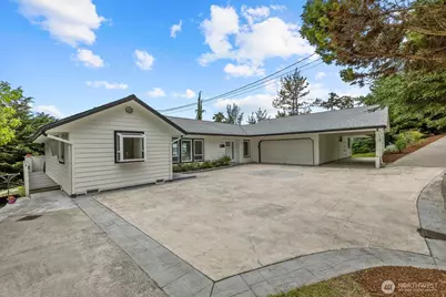 19810 Soundview Drive NW, Stanwood, WA 98292 - Photo 2