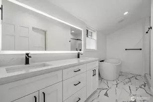 19810 Soundview Dr NW, Stanwood, WA 98292 - Photo 14