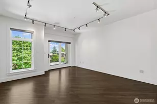 745 Bellevue Ave E, Seattle, WA 98102 - Photo 24