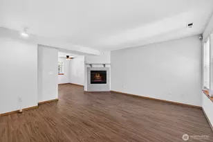 10907 62nd St E, Puyallup, WA 98372 - Photo 4