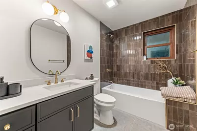 15817 SE Newport Way, Bellevue, WA 98006 - Photo 26