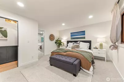 15817 SE Newport Way, Bellevue, WA 98006 - Photo 14