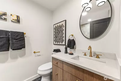 15817 SE Newport Way, Bellevue, WA 98006 - Photo 20