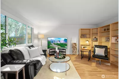 10045 NE 138th Place #E5, Kirkland, WA 98034 - Photo 16