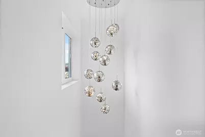 4047 25th Avenue W, Seattle, WA 98199 - Photo 18