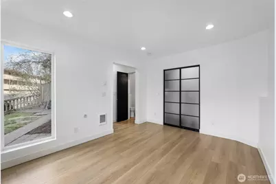 4047 25th Avenue W, Seattle, WA 98199 - Photo 16